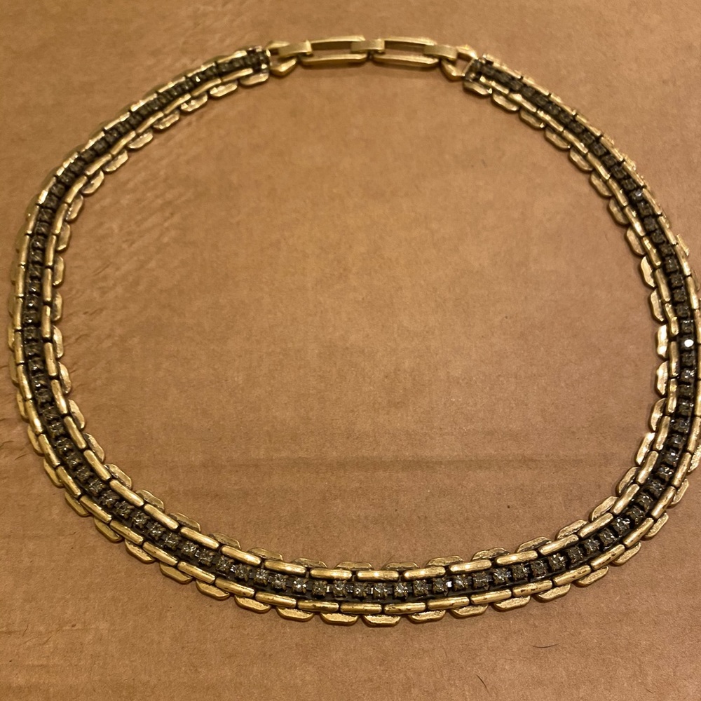 Stella and Dot Dress Necklace